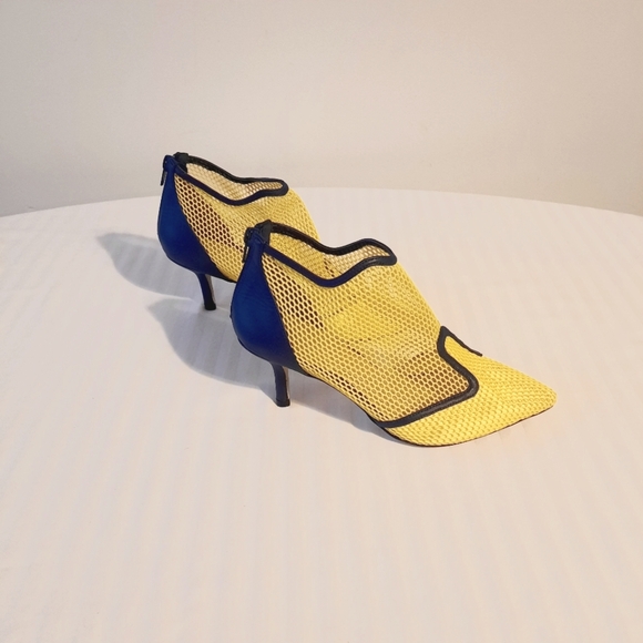 Shoes - Mesh Booties Navy And Yellow Size 8
